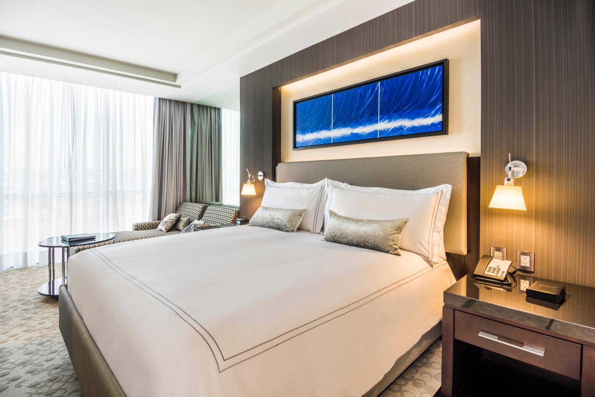 Hyatt Regency 5*